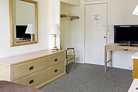 Queen Bed
