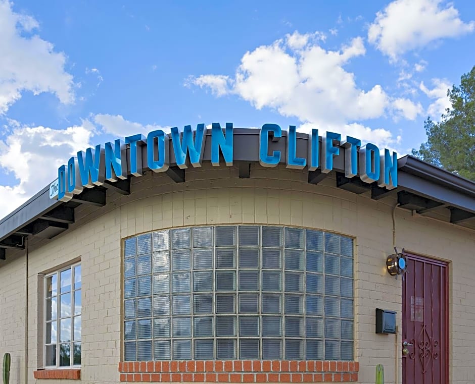The Downtown Clifton Hotel