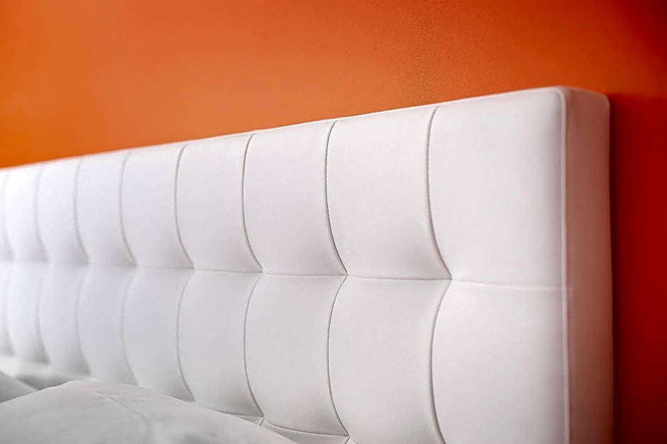 Howard Johnson Hotel by Wyndham Toms River