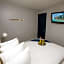 Hollywood Beach Suites and Hotel