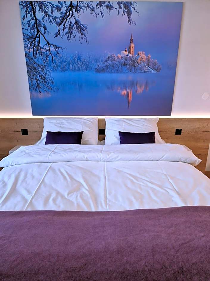 Apartments & Burgers REZIDENCA PIPANOVA