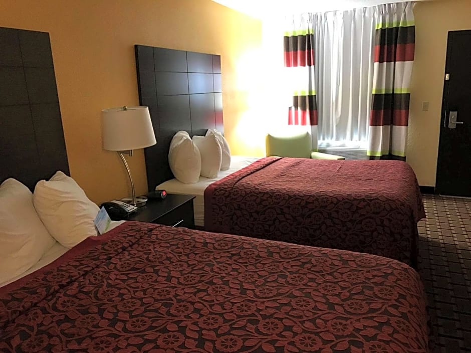 Days Inn by Wyndham Carthage