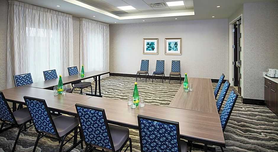 Staybridge Suites Niagara-On-The-Lake By IHG