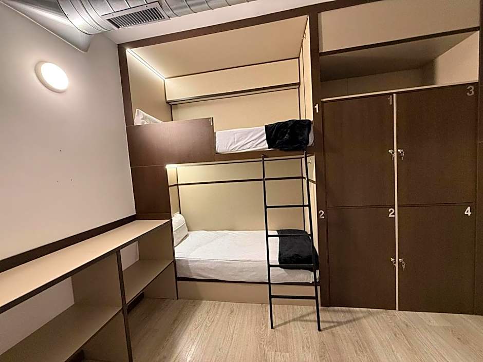 Hostel TKH-Rooms Mate