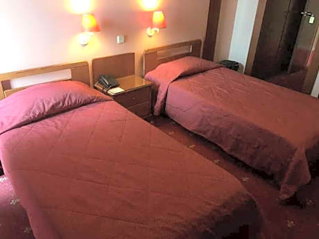 Standard Room Twin/Double