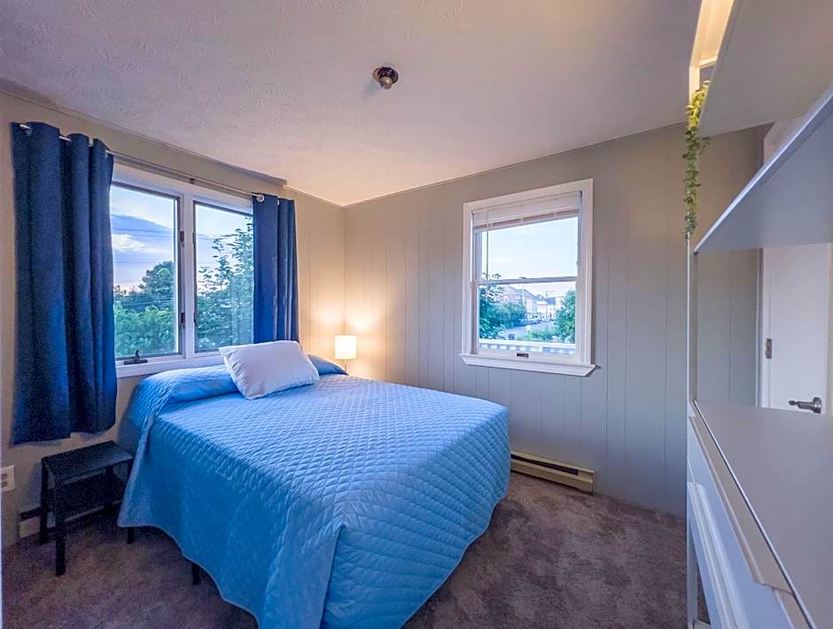 Inn Between the Beaches & Villager