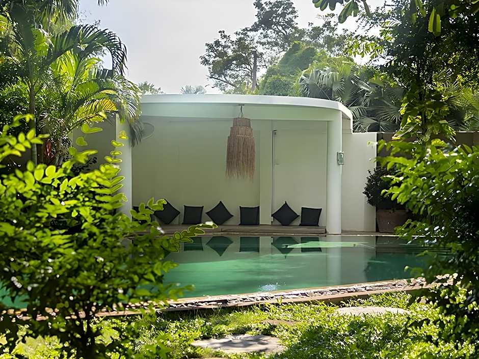 Through The Looking Glass Wellness Retreat Resort – Siem Reap, 