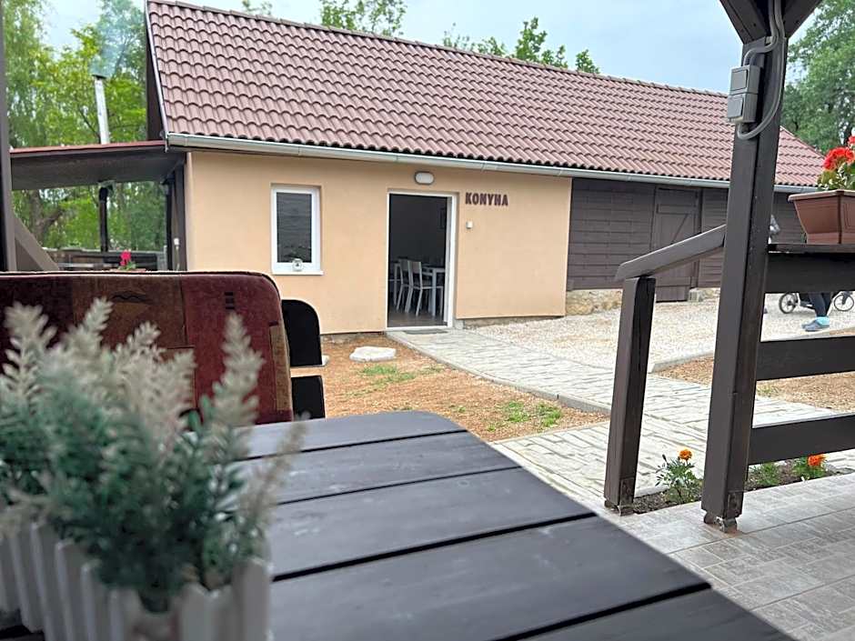 Négy Évszak Vendégház