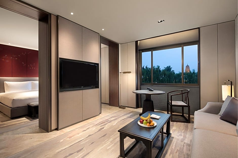 HUALUXE Xian Tanghua By IHG