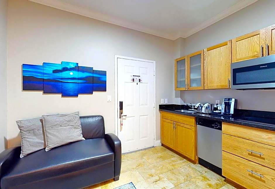 Nuvo Suites Hotel - Miami / Doral