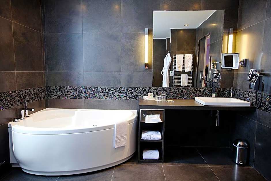 Hostellerie Du Chapeau Rouge