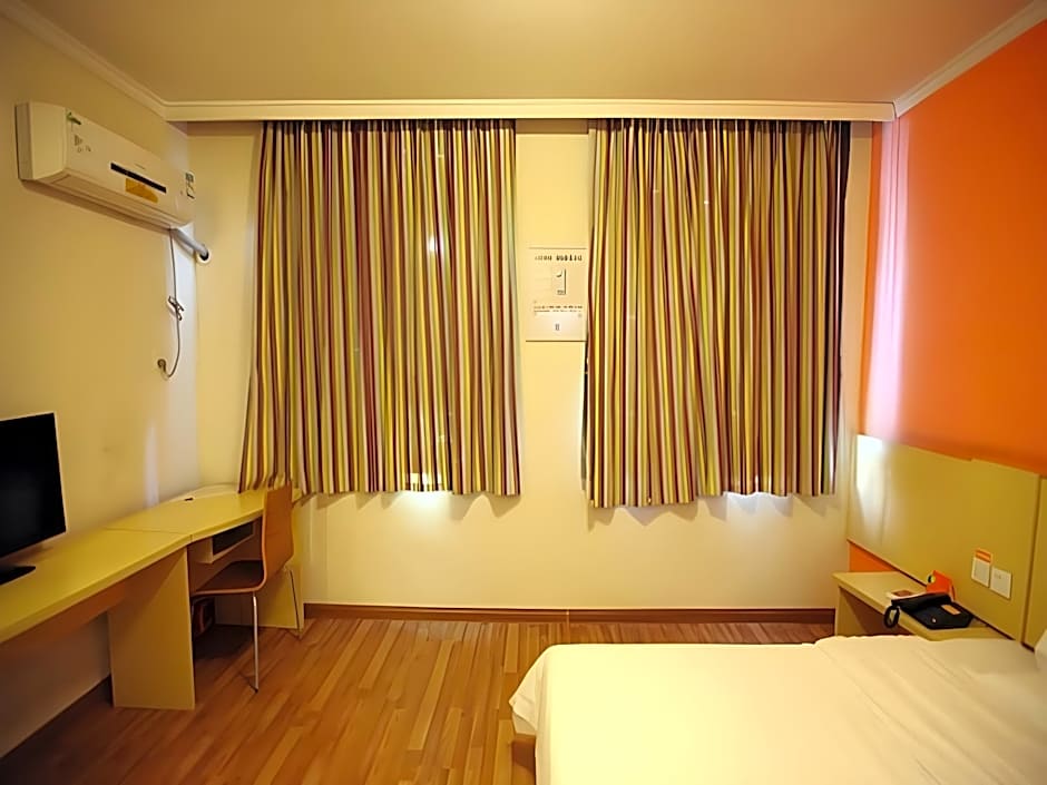 7 Days Inn Nanchang Bayi Square Railway Station