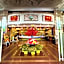 Sandals Hoang Yen Hotel