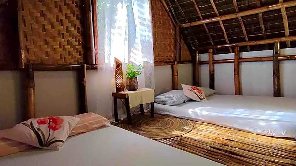 Photo 1 of 7 of Basic Triple Room with Shared Bathroom