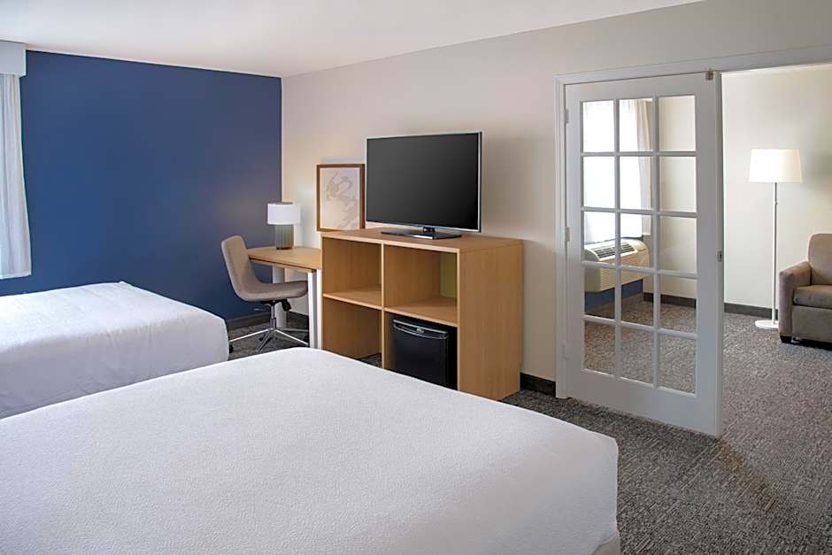 Spark by Hilton St. Robert Fort Leonard Wood