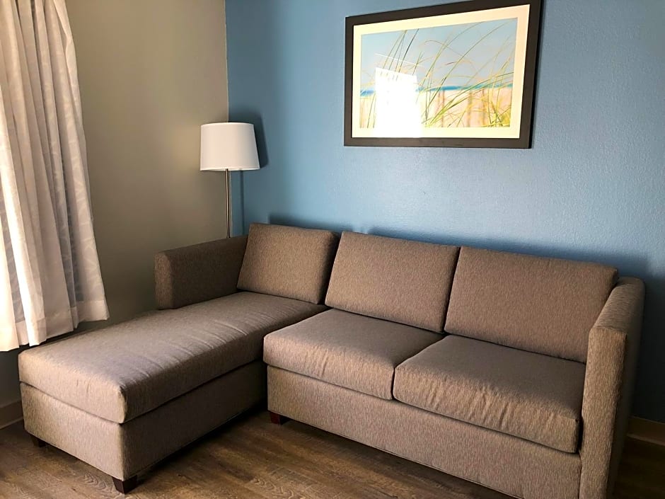 La Quinta Inn & Suites by Wyndham Panama City Beach