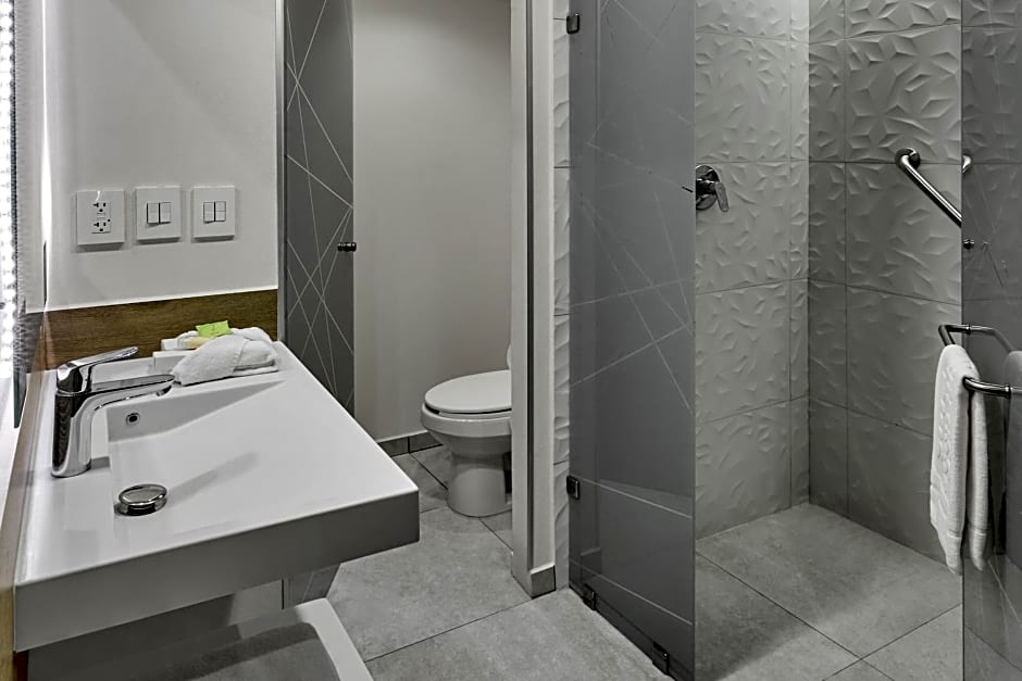City Express Plus by Marriott Tijuana
