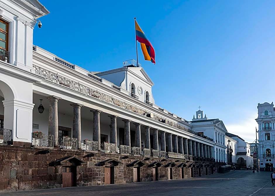 Carlota Sustainable Design Hotel