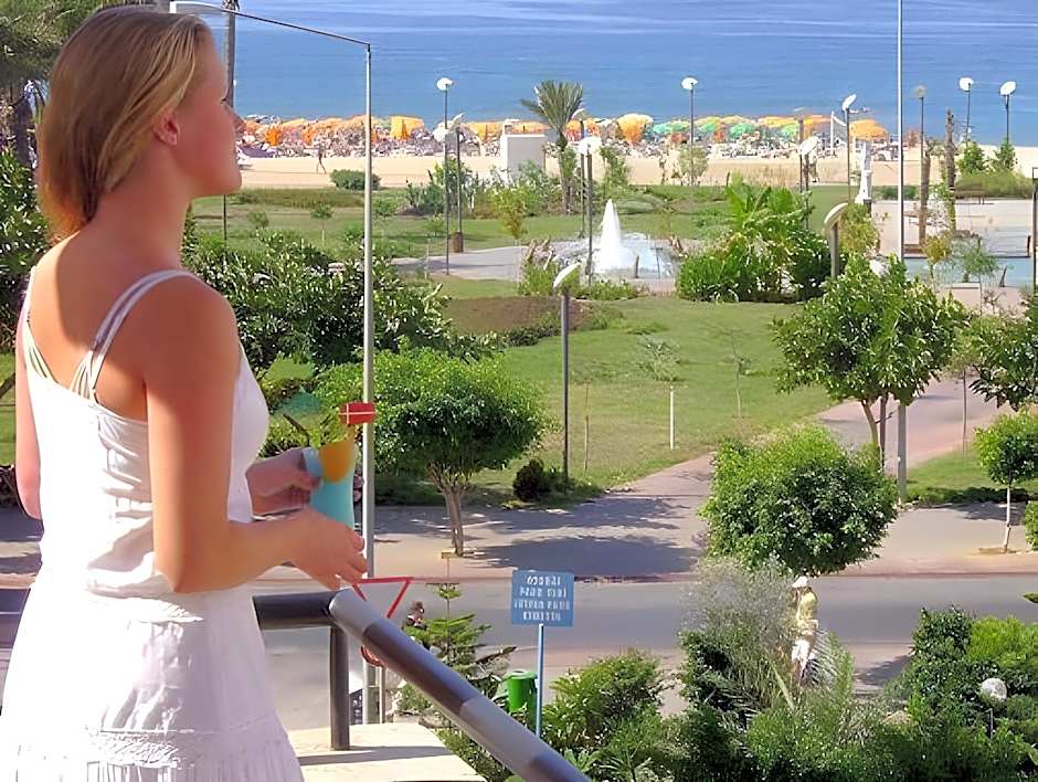 Kleopatra Carina Hotel