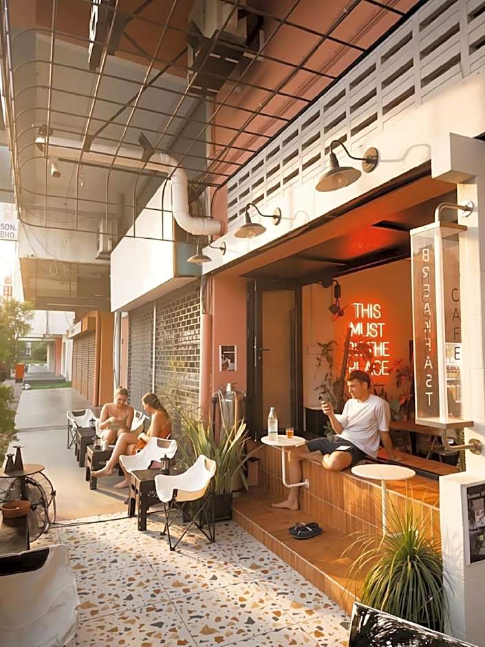 The Brownstone Hostel & Space