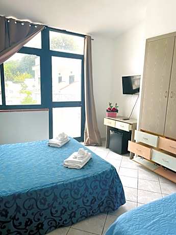 Quadruple Room with Garden View