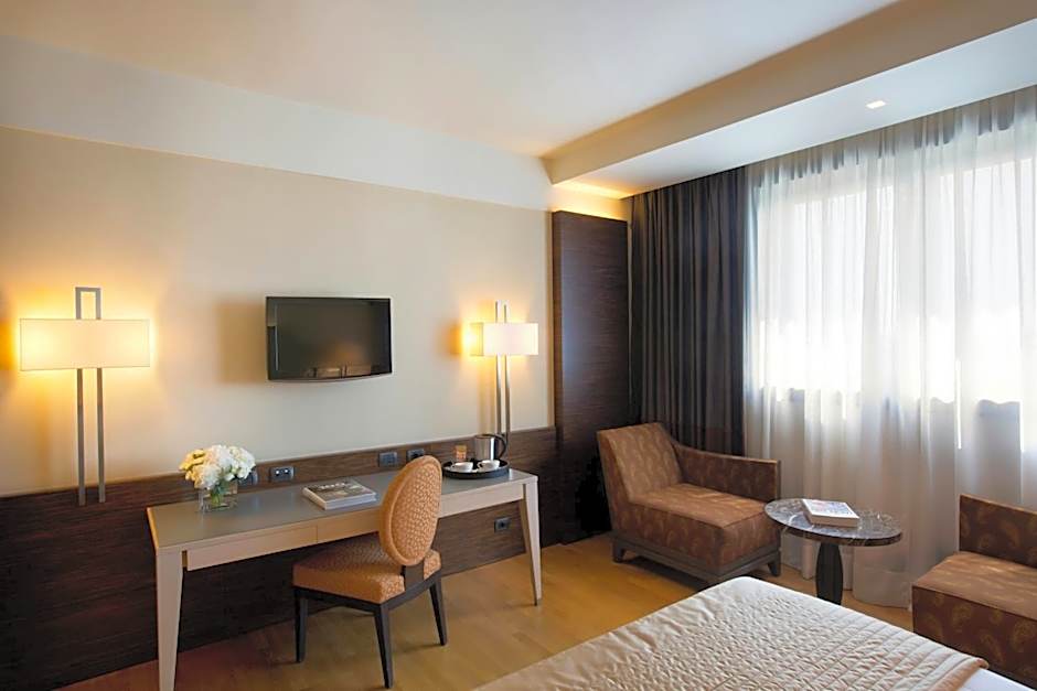 Starhotels Grand Milan