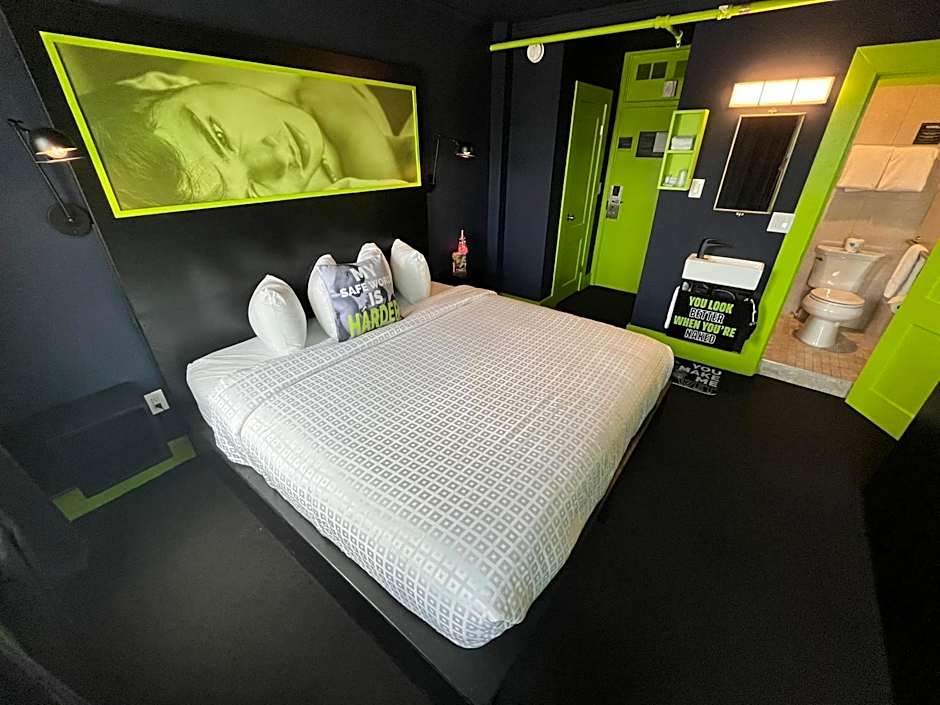 Mari Jean Hotel - All Adults Welcome