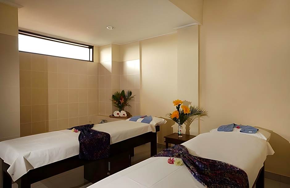 Champlung Mas Hotel