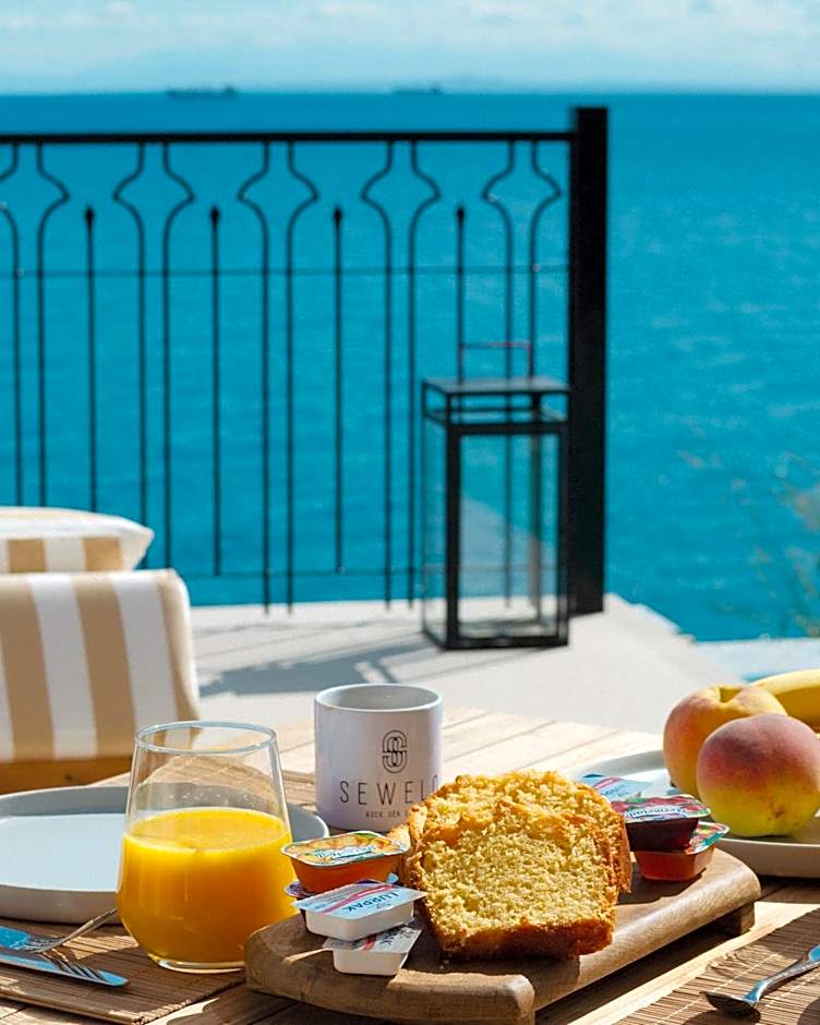 Sewelo Suites - Beachfront Boutique Suites