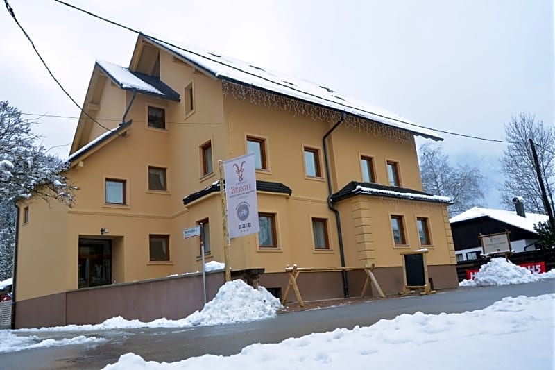 Apartment House Berghi I & II