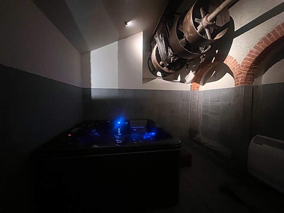Gite Roche Des Ducs avec Piscine toute l'année, Spa, Sauna, Hammam