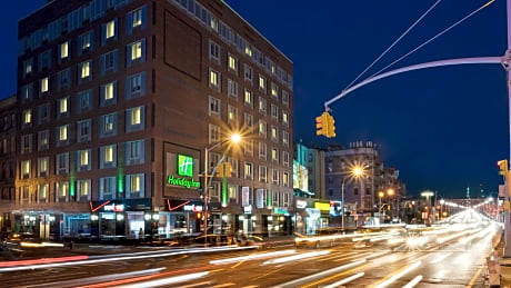 Holiday Inn Lower East Side, an IHG Hotel