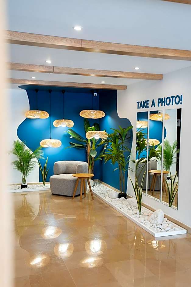 Carvi Beach Hotel