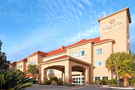 La Quinta Inn & Suites by Wyndham Hinesville - Fort Stewart