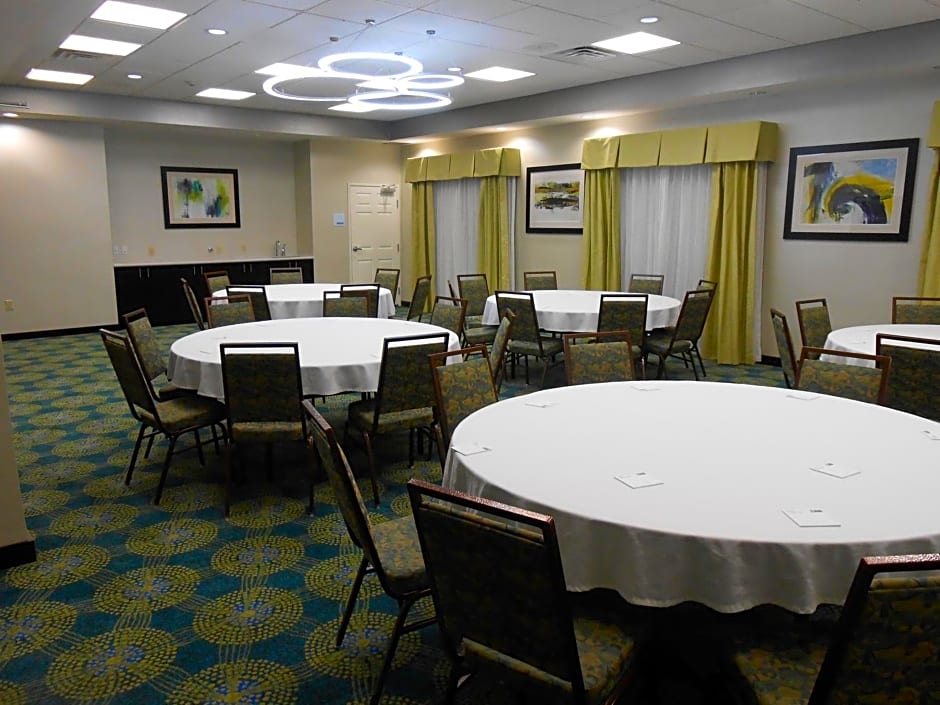 Holiday Inn Express & Suites Houston Northwest-Brookhollow By IHG