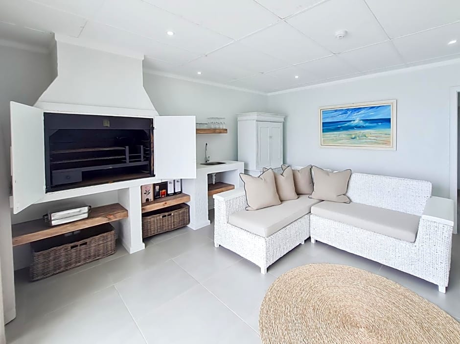 Diaz Ocean View Hotel