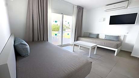 1 Bedroom apartment Cases D'or 2Ad