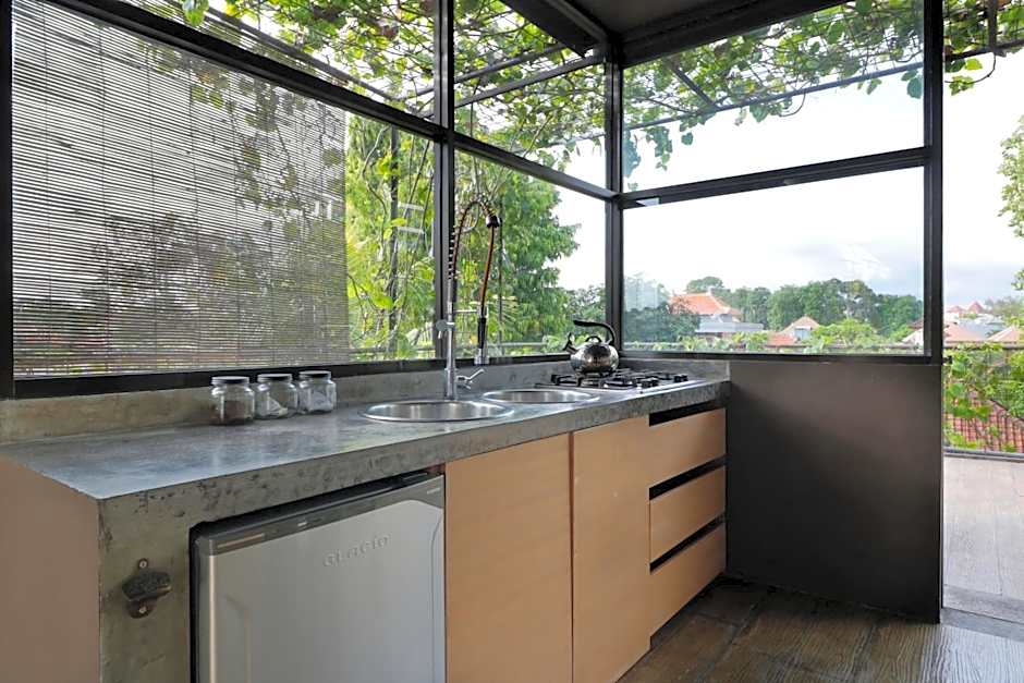 Clio Apartment