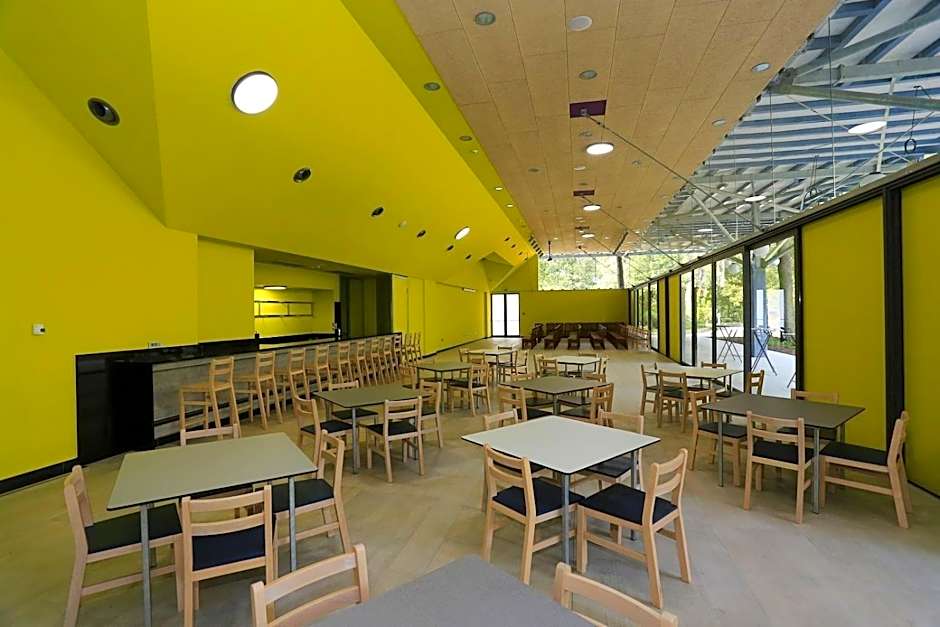 Pine Beach Pakostane Glamping Homes - All Inclusive light