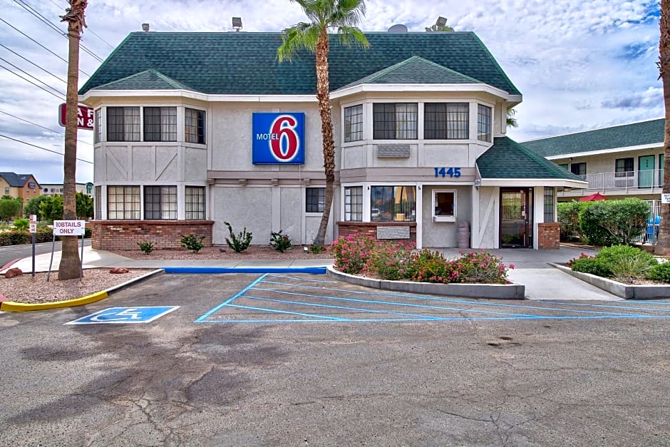 Motel 6-Yuma, AZ - East