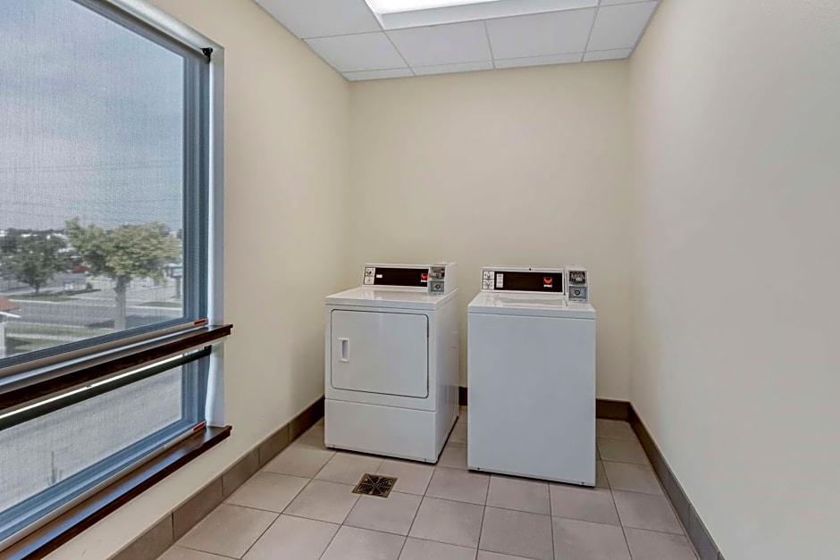 Best Western Plus Peppertree Nampa Civic Center Inn