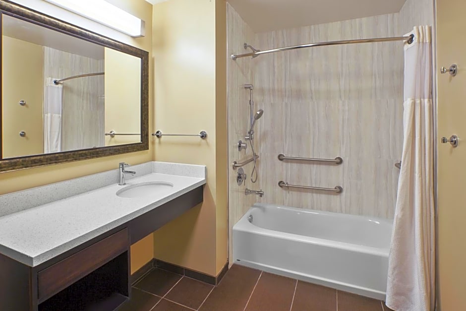 Staybridge Suites Benton Harbor-St. Joseph River By IHG