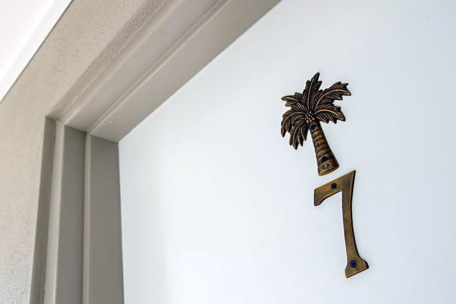 10 Hastings Street Motel