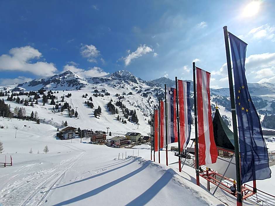 Austria Alpinhotel Ski IN Ski OUT an der Edelweissbahn