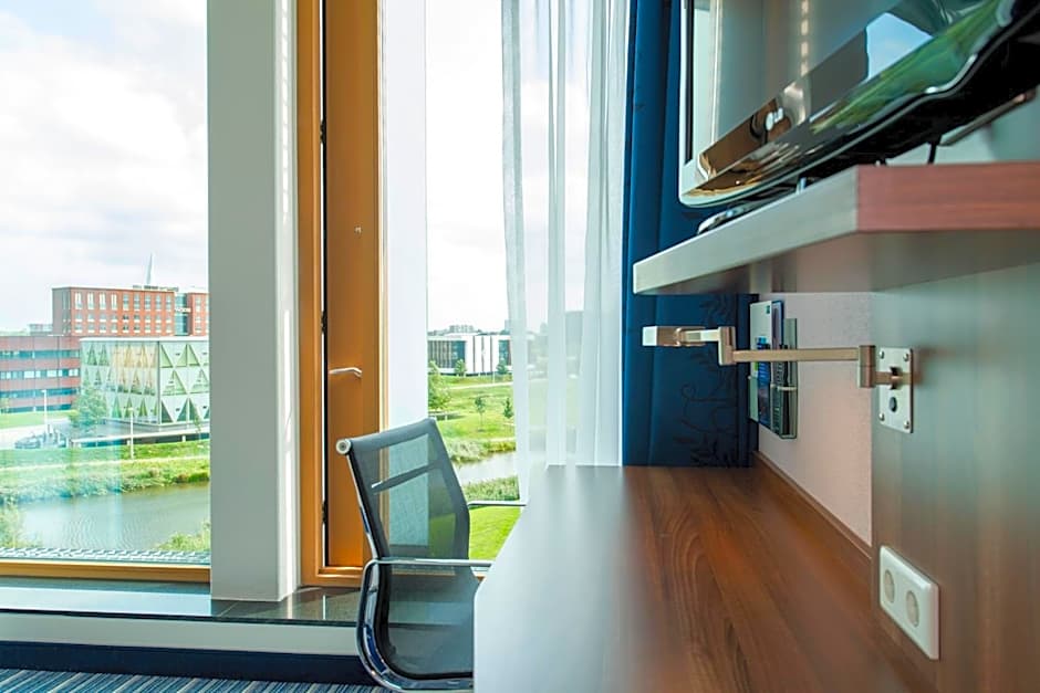 Holiday Inn Express Utrecht - Papendorp By IHG