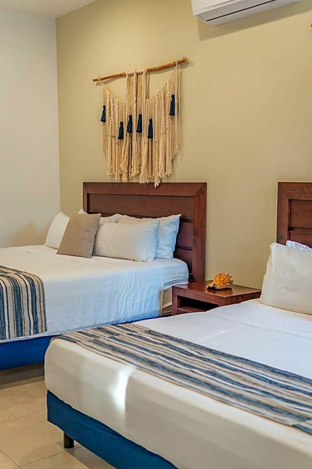 PROGRESO BEACH HOUSE 284