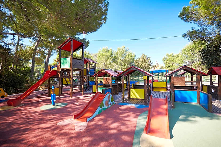 Invisa Hotel Club Cala Blanca