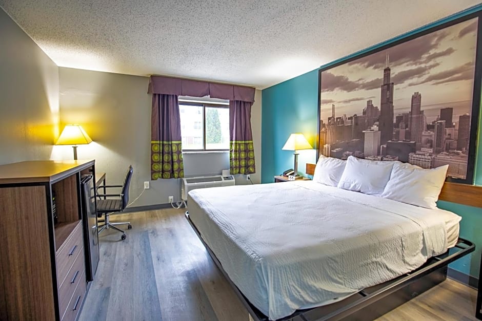 Super 8 by Wyndham Rockford I-90/Casino District