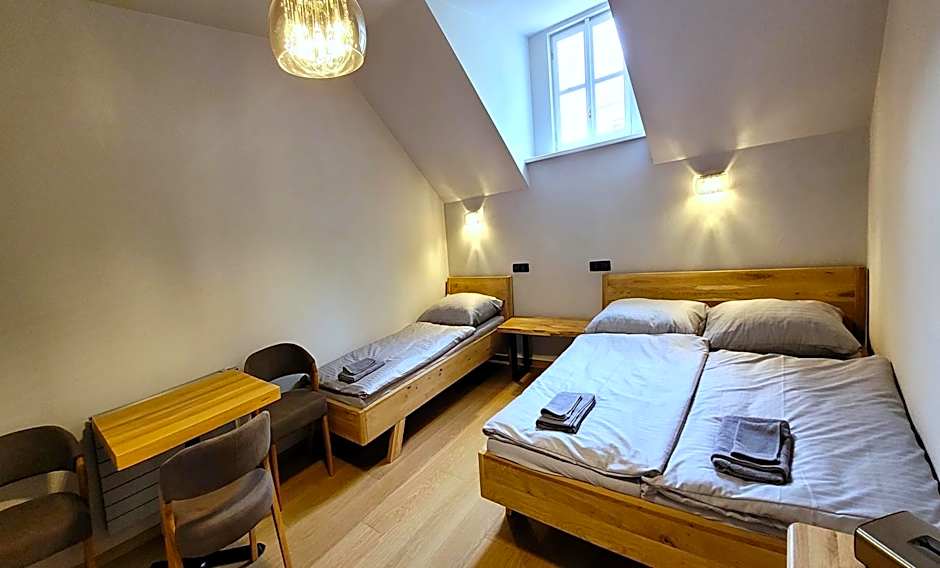 Bunkr Karlstejn - Modry dum