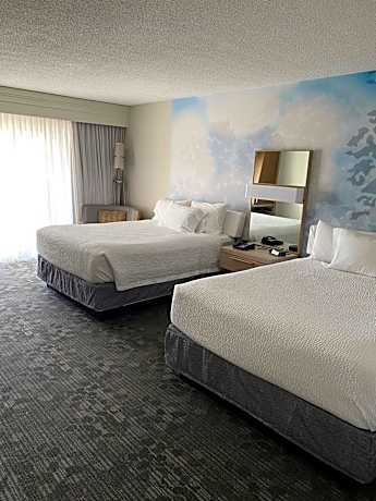 Queen Room with 2 Queen Beds
